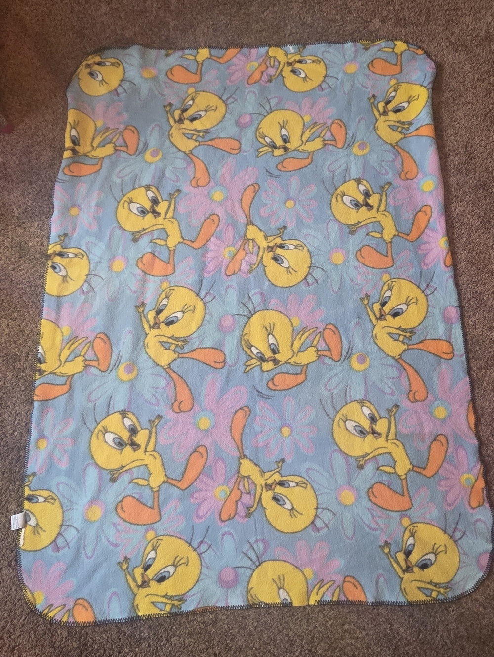 Vintage 1999 Tweety Bird Blue Floral Plush Throw Blanket - Picture 2 of 7